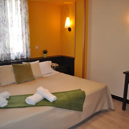 Sanchez ホテル 3*