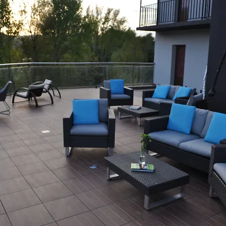 Sanchez 3* アインサ